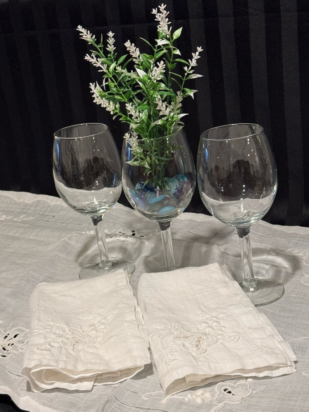 Table Linen Set Embroidered with Three Long Stemmed Wine Glasses
